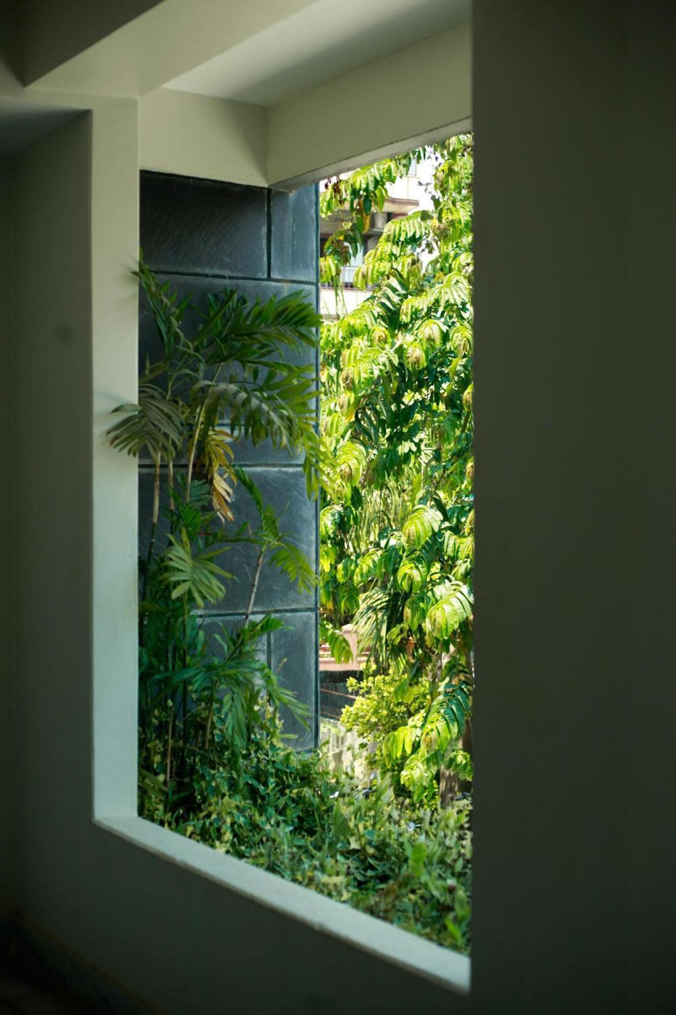 Hotel Swapna Bagh- Your Place ポカラ エクステリア 写真