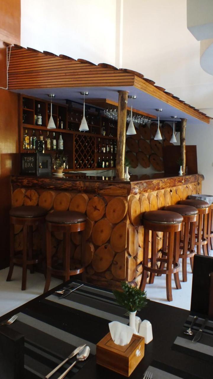Hotel Swapna Bagh- Your Place ポカラ エクステリア 写真